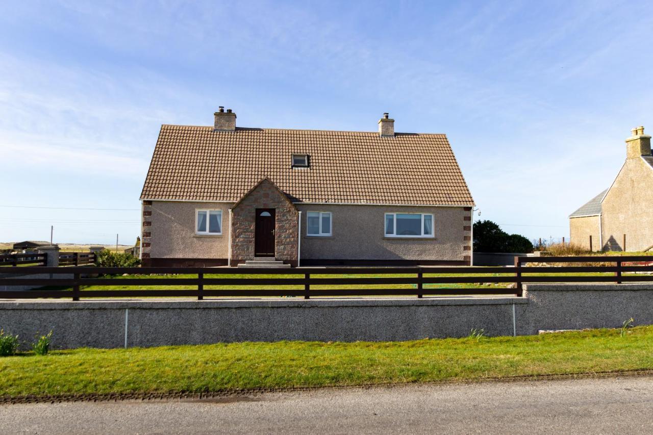 Ar Dachaigh, North Uist Paible エクステリア 写真